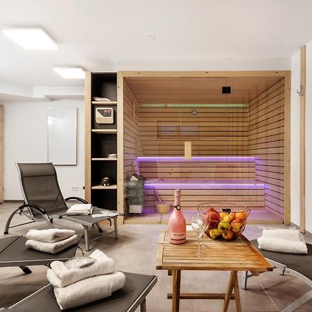 Chic Apartments With Balcony And Spa In Mojstrana Exterior photo