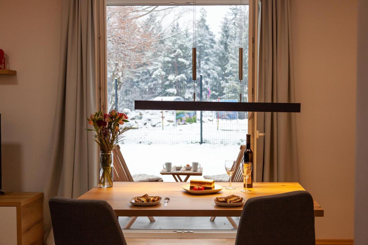 Chic Apartments With Balcony And Spa In Mojstrana Exterior photo